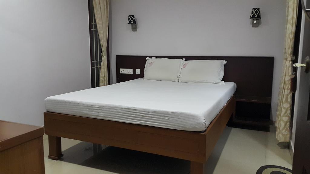Nest Guest House Пондичерри Экстерьер фото